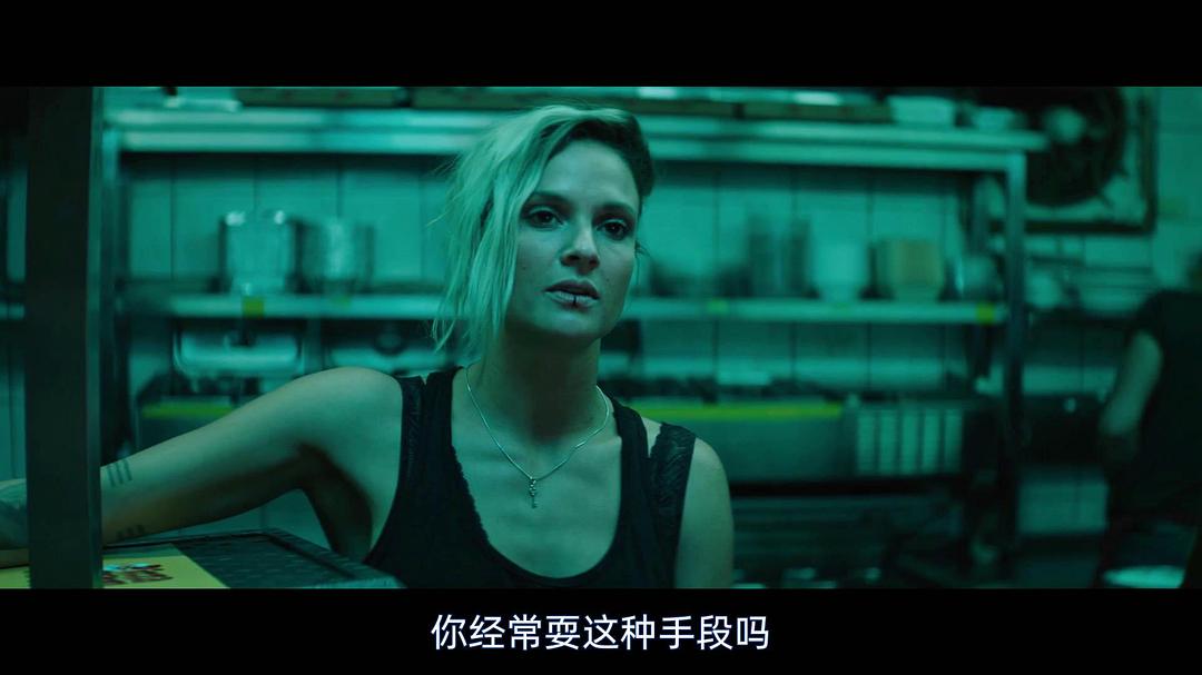 皮亚·斯图森斯坦的图片