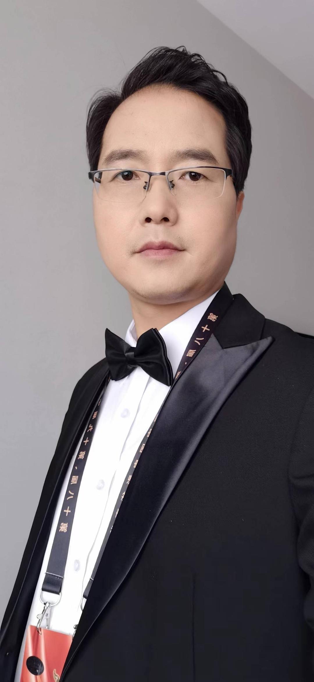张新锋的图片