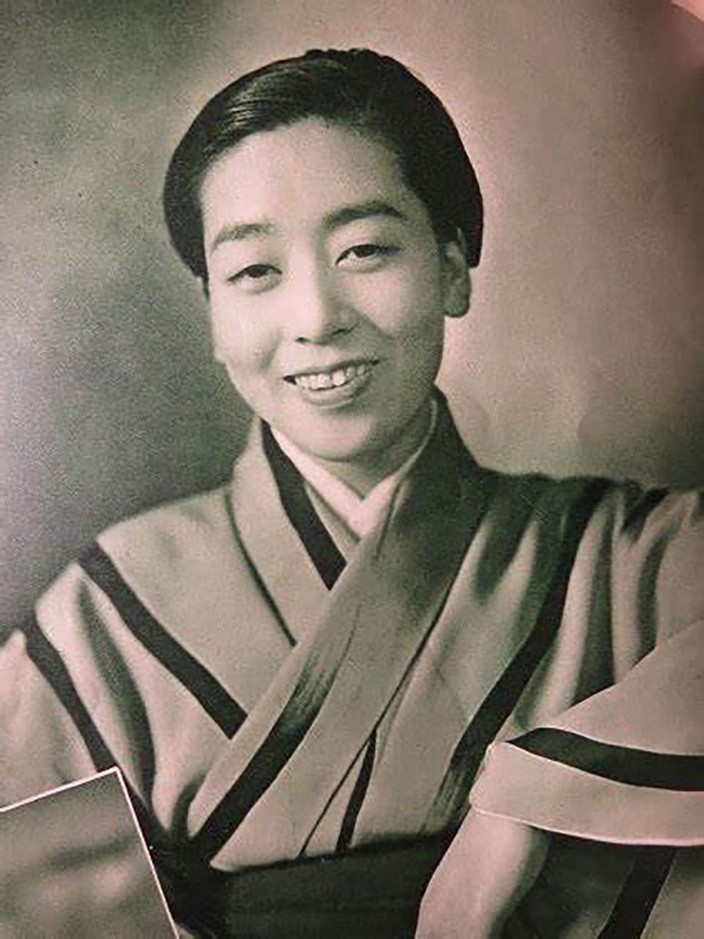 苇原邦子的图片