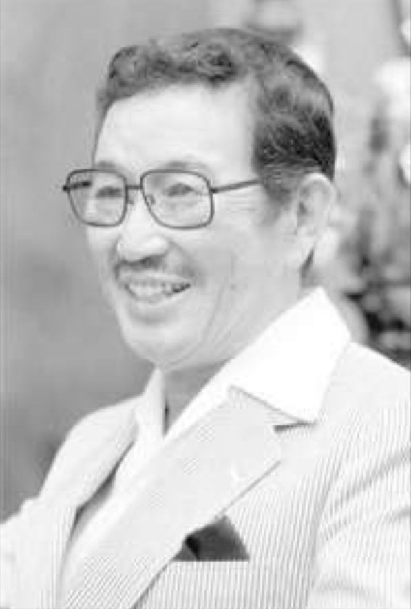 芦田伸介的图片