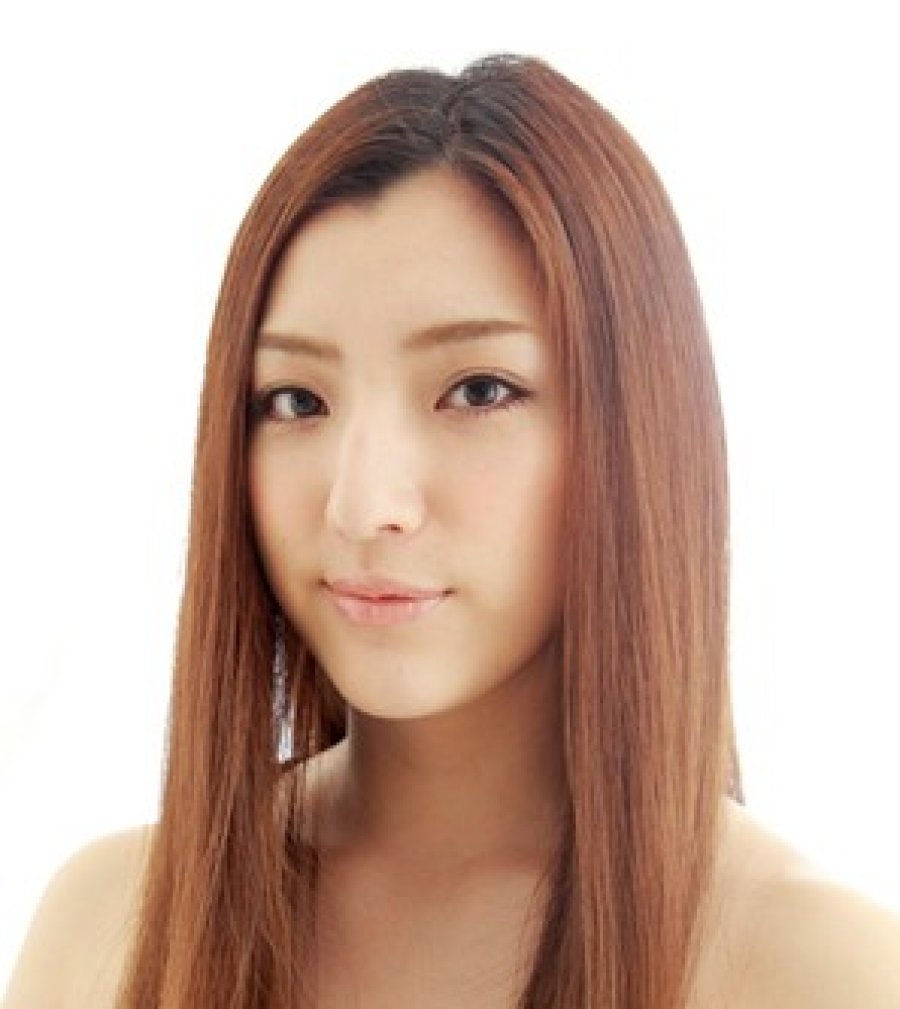 三田真央的图片