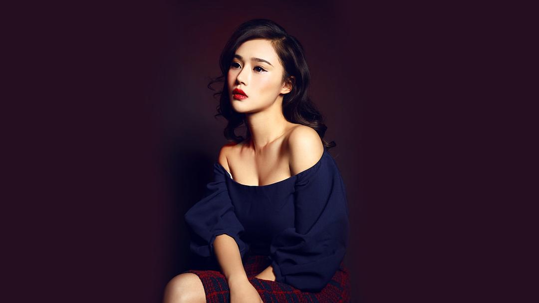 蓝格的图片