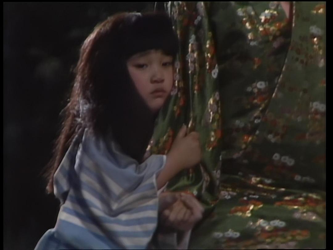 西尾麻里的图片