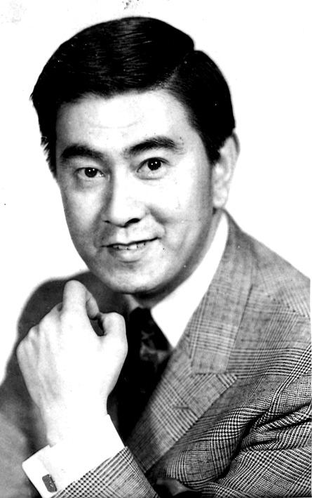 宇津井健的图片